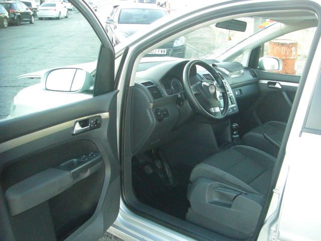 VOLKSWAGEN TOURAN 1.9 TDI 105CV 7 PLAZAS