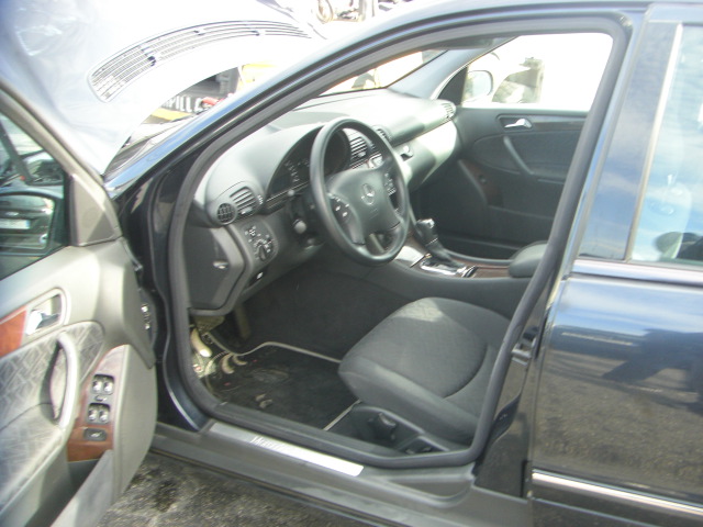 MERCEDES BENZ C-220 CDI 2.2 143CV AUTOMATICO