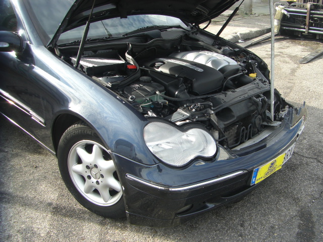 MERCEDES BENZ C-220 CDI 2.2 143CV AUTOMATICO