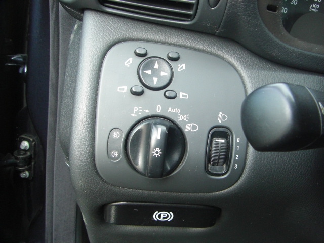 MERCEDES BENZ C-220 CDI 2.2 143CV AUTOMATICO