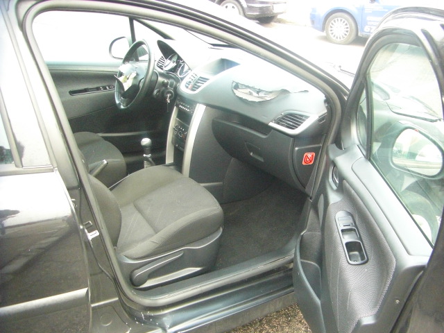 PEUGEOT 207 SW SPORT 1.6 HDI 110CV