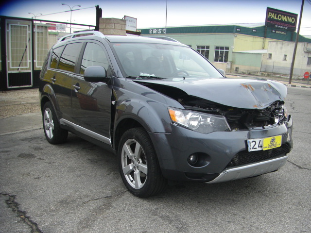 MITSUBISHI OUTLANDER 2.0 DID 140CV 4X4 7 PLAZAS