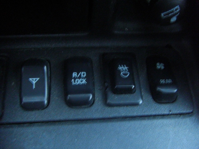 MITSUBISHI MONTERO V60 3.5 GASOLINA 203CV AUTOMATICO 4X4