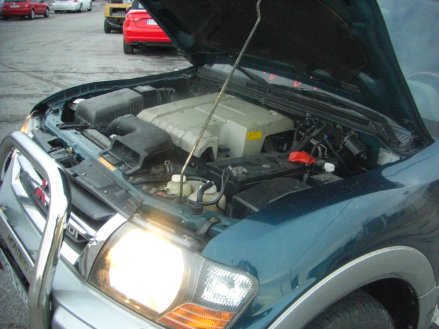 MITSUBISHI MONTERO V60 3.5 GASOLINA 203CV AUTOMATICO 4X4