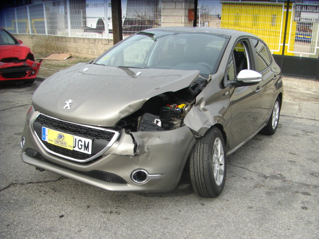 PEUGEOT 208 1.4 HDI 68CV