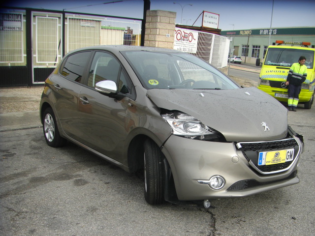 PEUGEOT 208 1.4 HDI 68CV