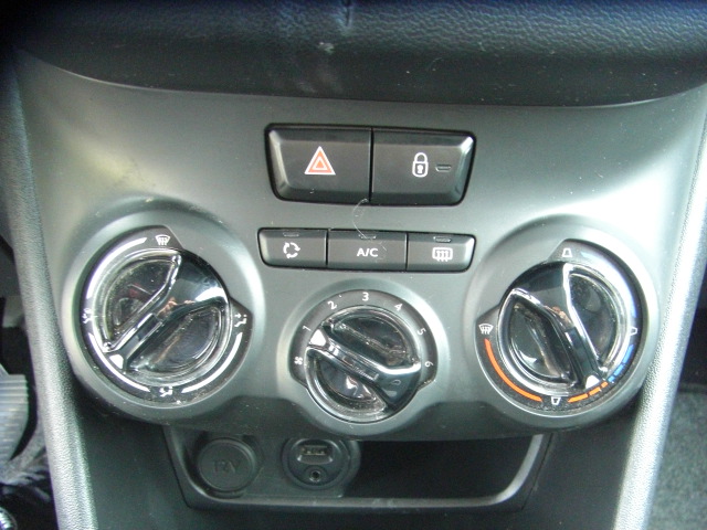 PEUGEOT 208 1.4 HDI 68CV