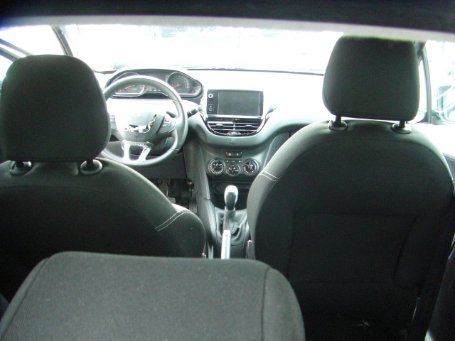 PEUGEOT 208 1.4 HDI 68CV