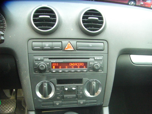 AUDI A-3 2.0 TDI 140CV AUTOMATICO