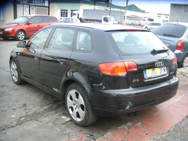 AUDI A-3 2.0 TDI 140CV AUTOMATICO