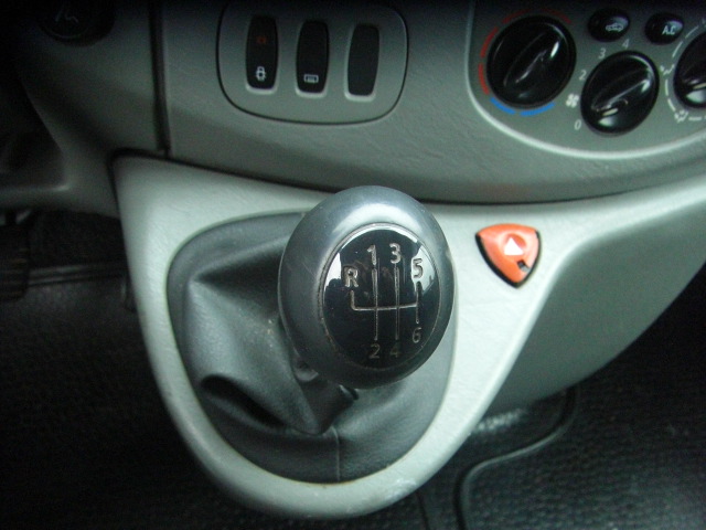 OPEL VIVARO 2.0 CDTI 115CV 9 PLAZAS