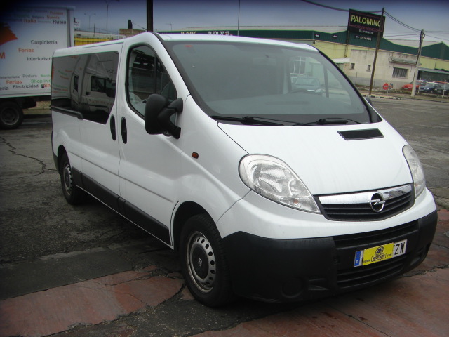 OPEL VIVARO 2.0 CDTI 115CV 9 PLAZAS