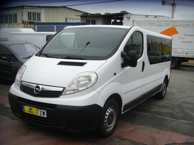 OPEL VIVARO 2.0 CDTI 115CV 9 PLAZAS