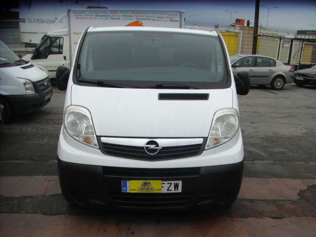 OPEL VIVARO 2.0 CDTI 115CV 9 PLAZAS