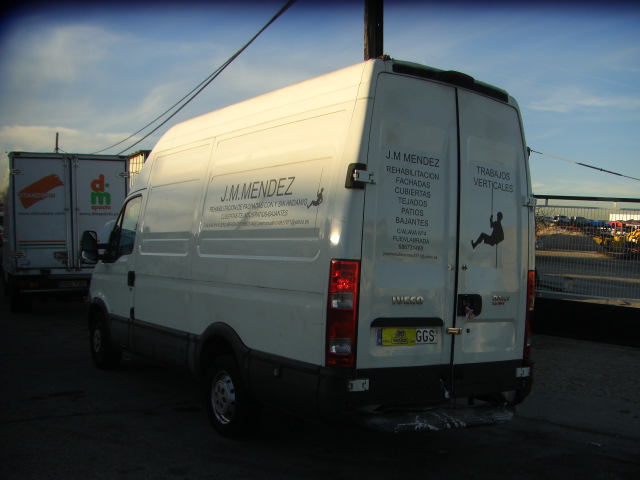 IVECO 35S14 2.3 D 136CV FURGON