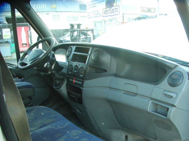 IVECO 35S14 2.3 D 136CV FURGON