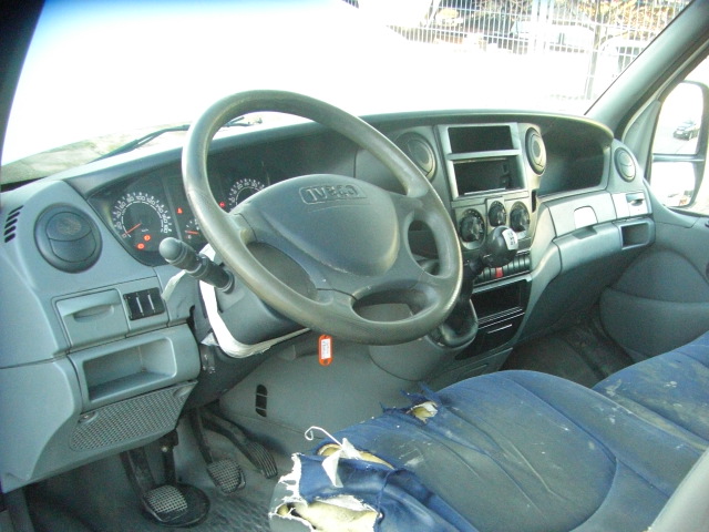 IVECO 35S14 2.3 D 136CV FURGON