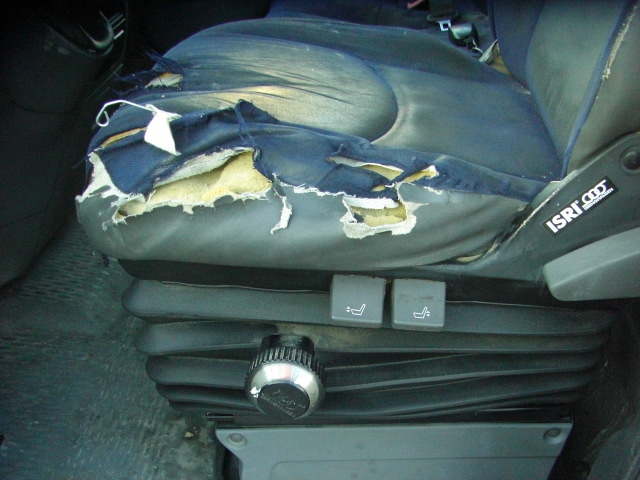 IVECO 35S14 2.3 D 136CV FURGON