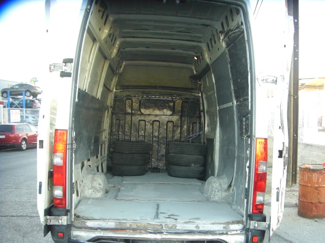 IVECO 35S14 2.3 D 136CV FURGON