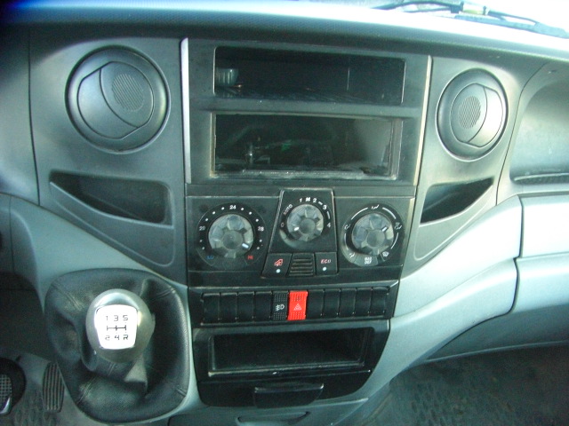 IVECO 35S14 2.3 D 136CV FURGON