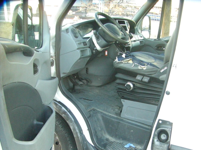 IVECO 35S14 2.3 D 136CV FURGON