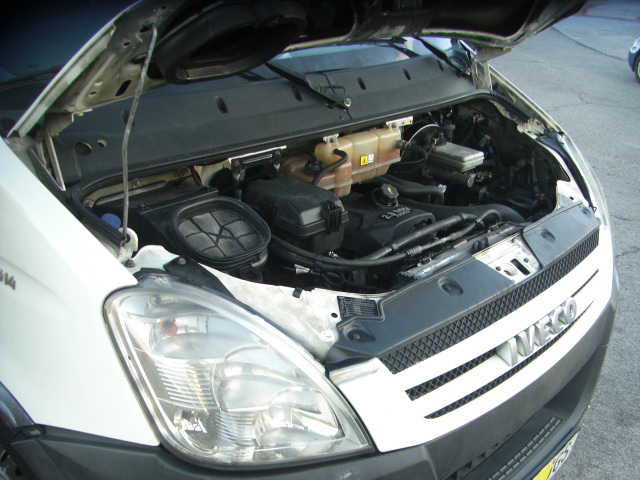 IVECO 35S14 2.3 D 136CV FURGON