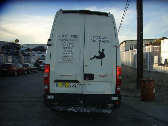 IVECO 35S14 2.3 D 136CV FURGON