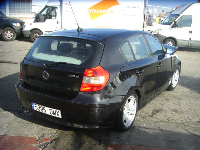 BMW 118D 122CV