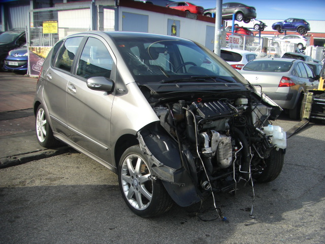 MERCEDES BANZ CLASE A 180 CDI AUTOMATICO
