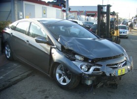 HYNDAI I-40 D 1.7 BLUE DRIVE 136CV HYNDAI I-40 D 1.7 BLUE DRIVE 136CV