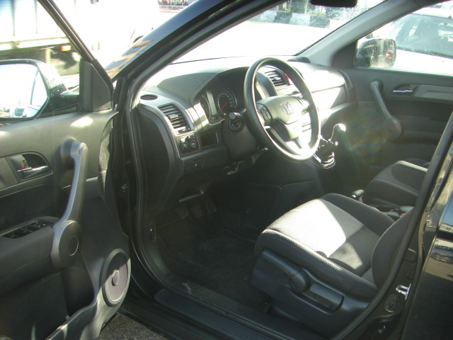 accidentado.vehiculo con golpe delantero y trasero,arrancando y andando,airbags ok,cd,clima,tempomat..