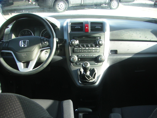 accidentado.vehiculo con golpe delantero y trasero,arrancando y andando,airbags ok,cd,clima,tempomat..