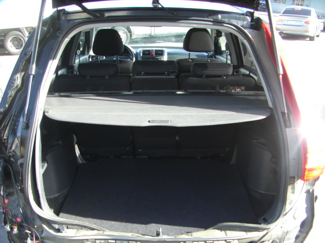 accidentado.vehiculo con golpe delantero y trasero,arrancando y andando,airbags ok,cd,clima,tempomat..