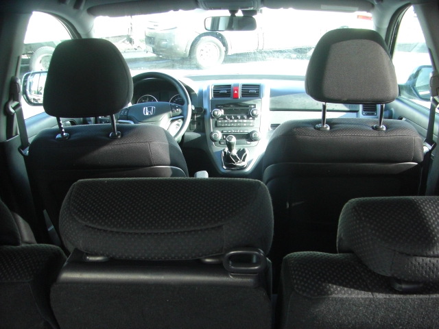 accidentado.vehiculo con golpe delantero y trasero,arrancando y andando,airbags ok,cd,clima,tempomat..