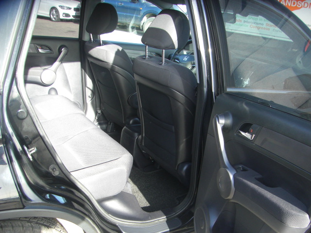 accidentado.vehiculo con golpe delantero y trasero,arrancando y andando,airbags ok,cd,clima,tempomat..