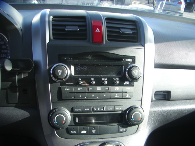 accidentado.vehiculo con golpe delantero y trasero,arrancando y andando,airbags ok,cd,clima,tempomat..