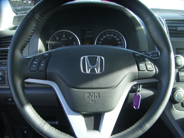 accidentado.vehiculo con golpe delantero y trasero,arrancando y andando,airbags ok,cd,clima,tempomat..