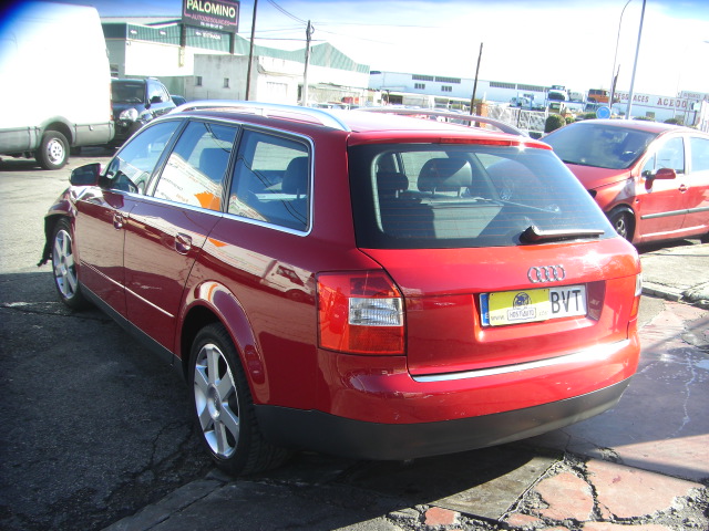 AUDI A-4 AVANT 2.5 TDI 180CV QUATTRO