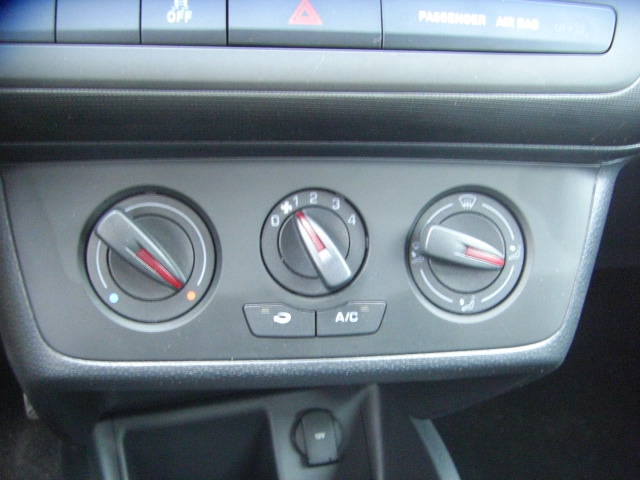 SEAT IBIZA I 1.2 70CV GASOLINA