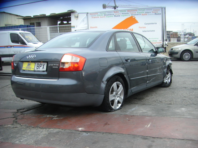 AUDI A-4 2.5 TDI 180CV QUATTRO