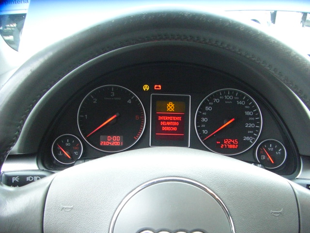 AUDI A-4 2.5 TDI 180CV QUATTRO