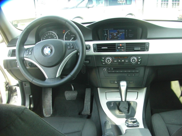 BMW 320 D AUTOMATICO 