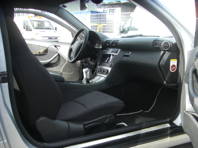 MERCEDES SPORTCOUPE 200 CDI