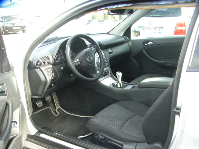 MERCEDES SPORTCOUPE 200 CDI