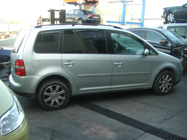 TOURAN 1.9 TDI 7 PLAZAS