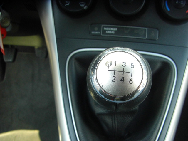 TOYOTA AURIS TS 2.0D4D 126CV