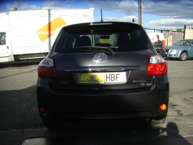 TOYOTA AURIS TS 2.0D4D 126CV