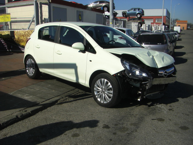 OPEL CORSA 1.2i 85CV AUTO