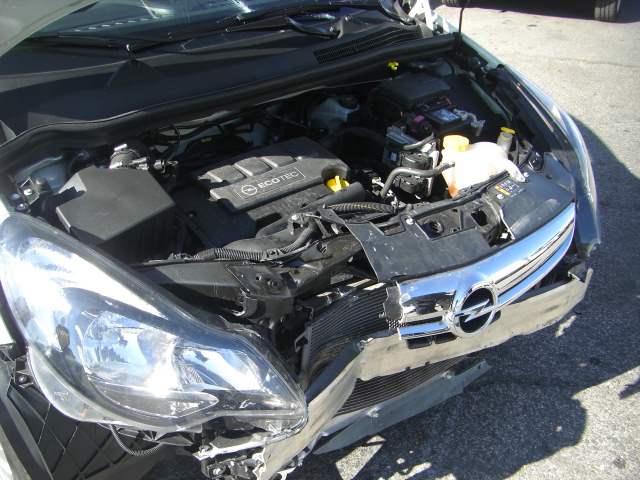 OPEL CORSA 1.2i 85CV AUTO