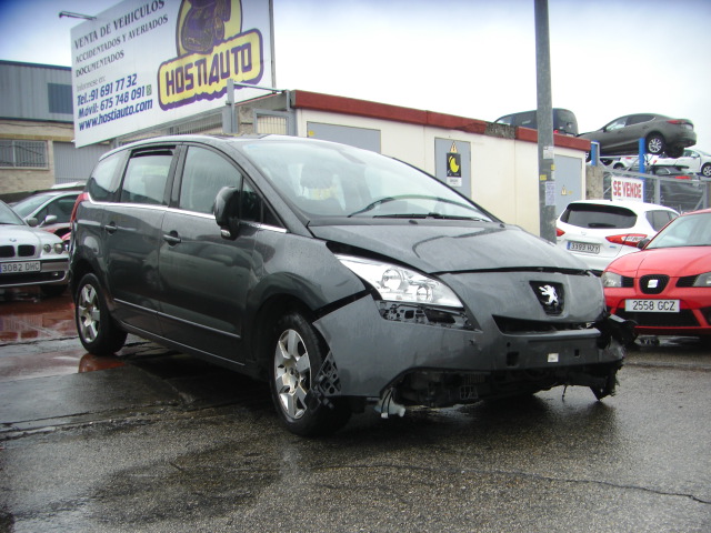 PEUGEOT 5008 1.6 HDI 7 PLAZAS